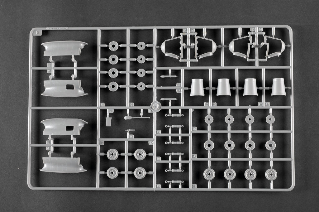 Trumpeter 05113 ACH-47A Armored Chinook 1/35 – image 18