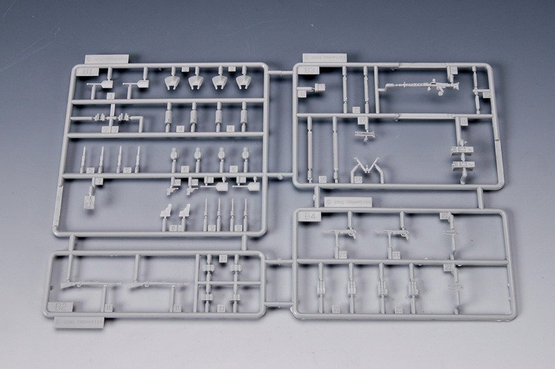 Trumpeter 00405 WAFFEN SS ASSAULT TEAM 1/35 – image 7