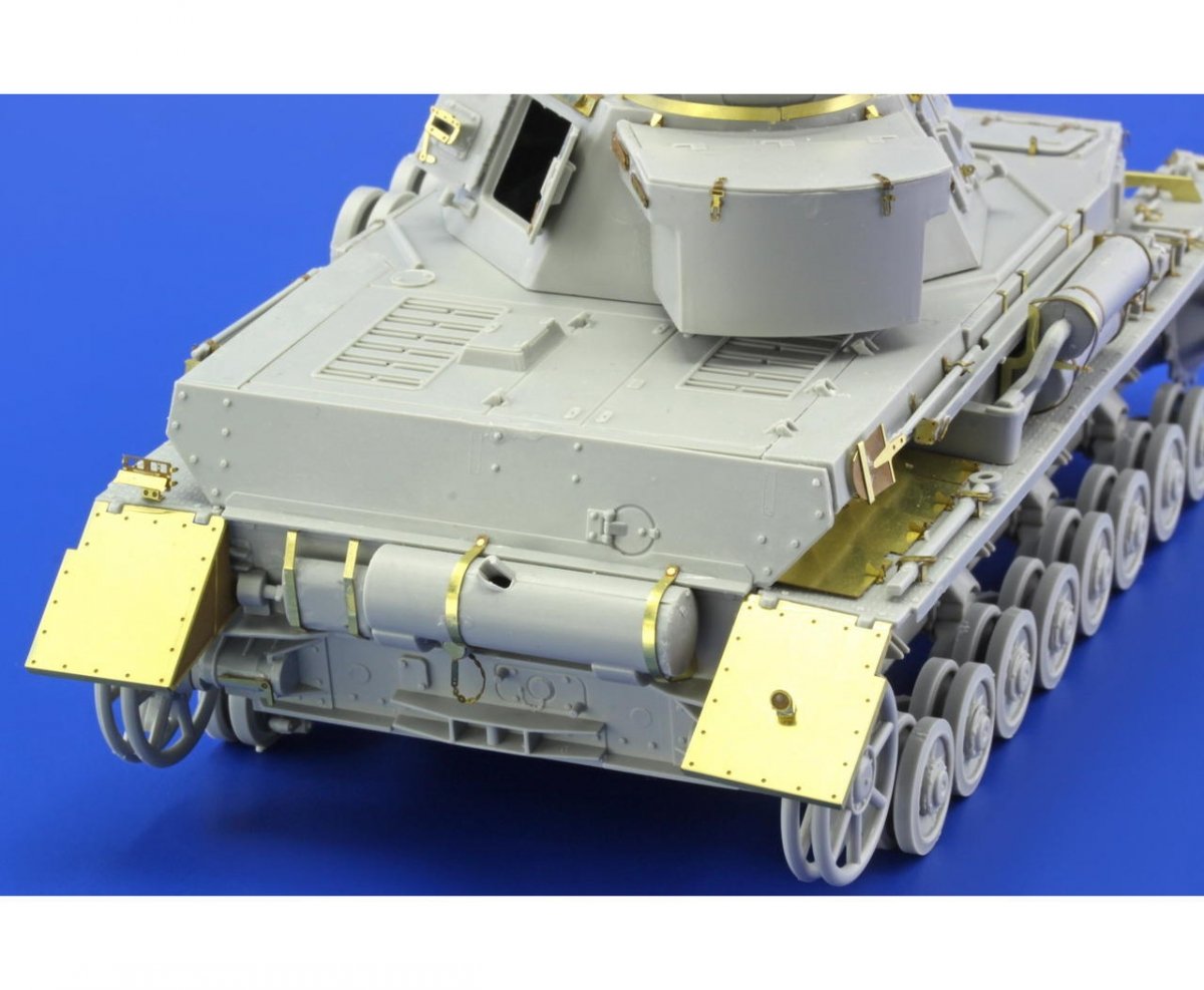 Eduard 36245 Pz. IV Ausf. H 1/35 Italeri – obrázek 8