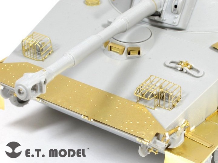 ET Model E35-081 Russian PT-76B Light Amphibious Tank (For TRUMPETER 00381) (1/35) – obrázek 6