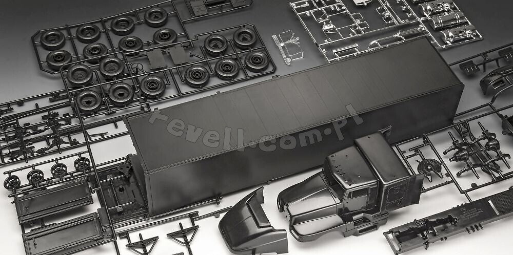 Revell 07731 AC/DC Power Up Tour Truck - Trailer 1/32 – image 9