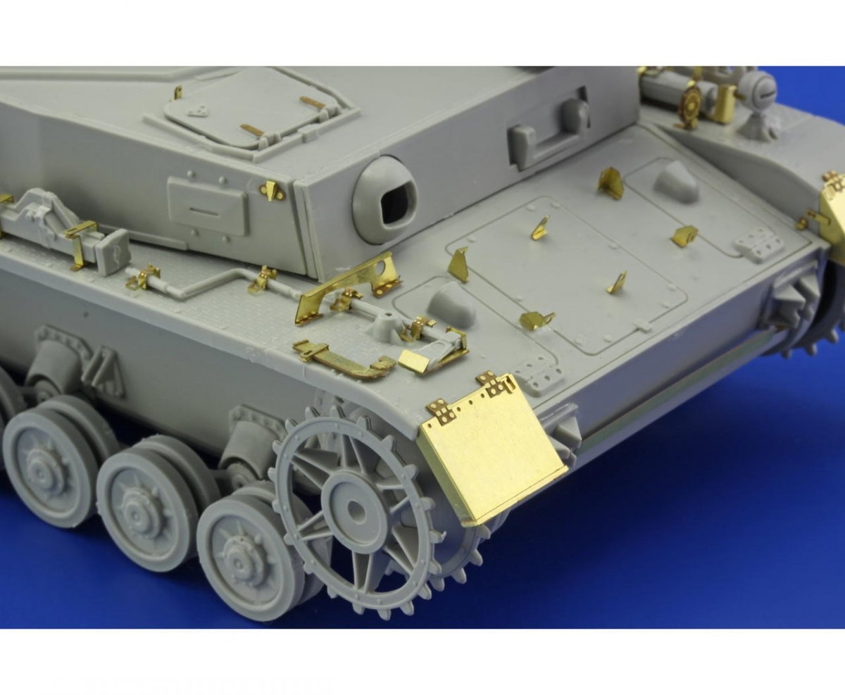 Eduard 36245 Pz. IV Ausf. H 1/35 Italeri – obrázek 4