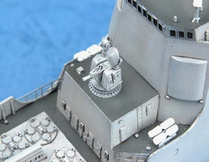 Trumpeter 04530 PLA Navy Type 052C DDG-170 LanZhou 1/350 – image 9