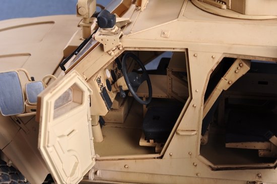 Trumpeter 00930 US M-ATV MRAP 1/16 – Bild 9