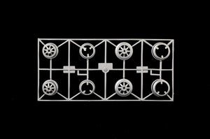 Italeri 4704 ALFA ROMEO 179 - 179C 1/12 – image 22