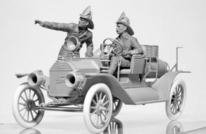 ICM 24017 Model T 1914 Fire Truck with Crew 1/24 – zdjęcie 8