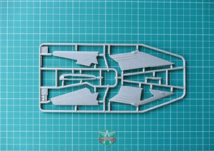 Modelsvit 72017 Sukhoi Su-17 Early version 1/72 – image 7