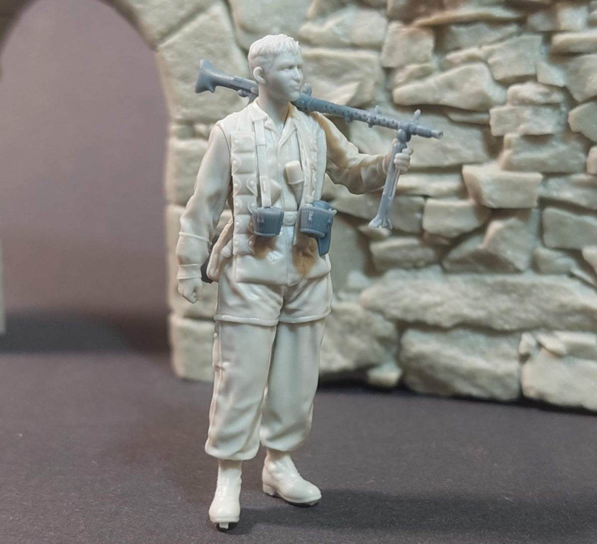 Panzer Art FI35-247 Fallschirmjager allemand MG34 mitrailleur 1/35