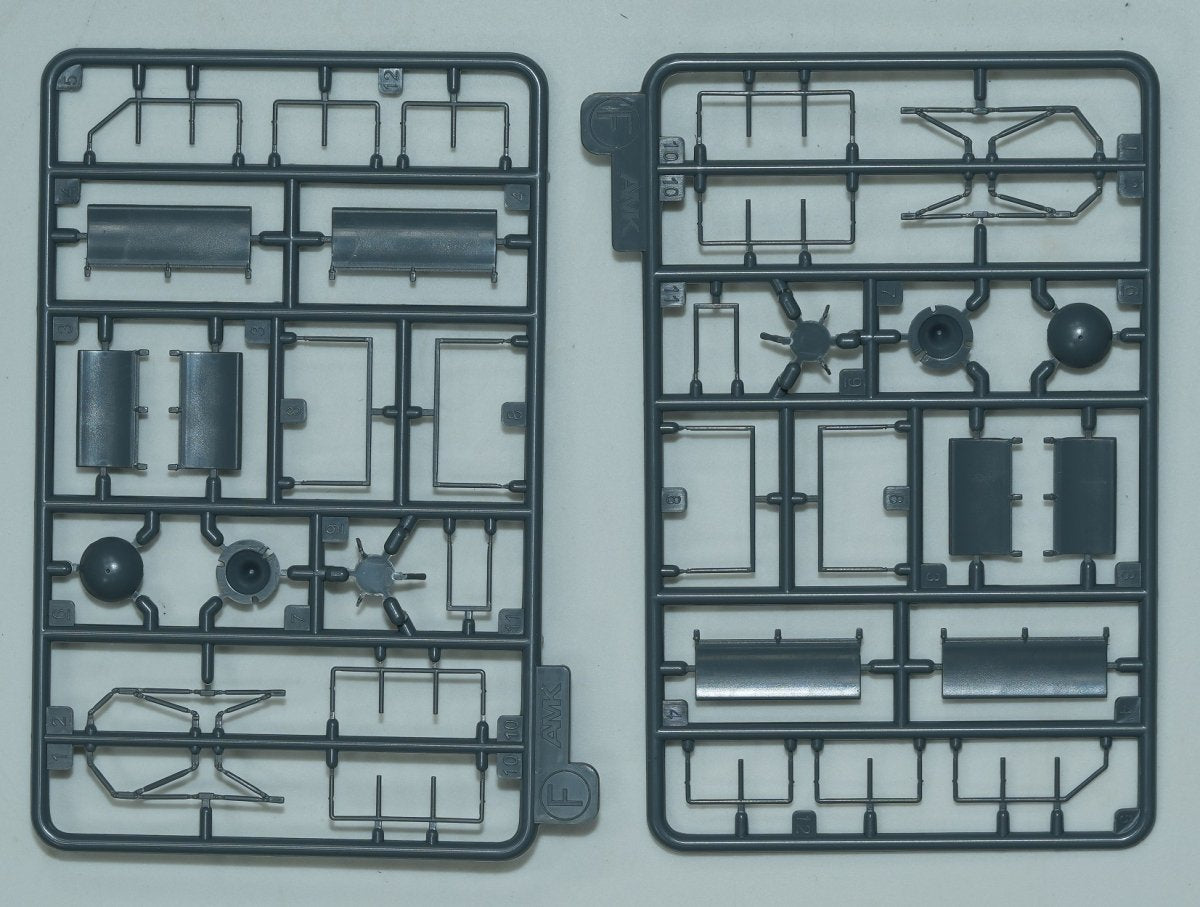AMK 88010 Mi-17 Hip Early 1/48 – obrázek 7