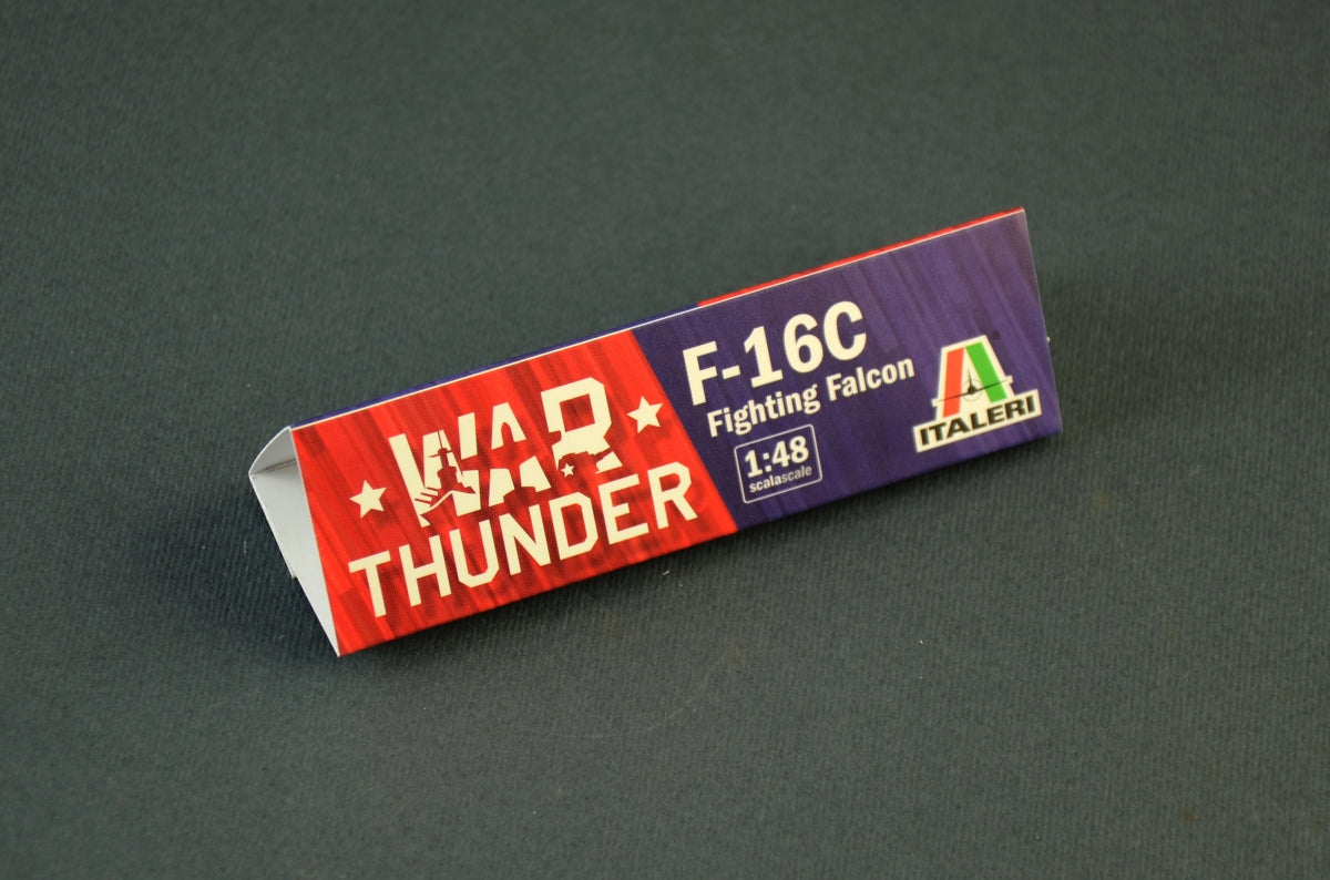 Italeri 35105 F-16C Fighting Falcon - WAR THUNDER 1/48 – image 8