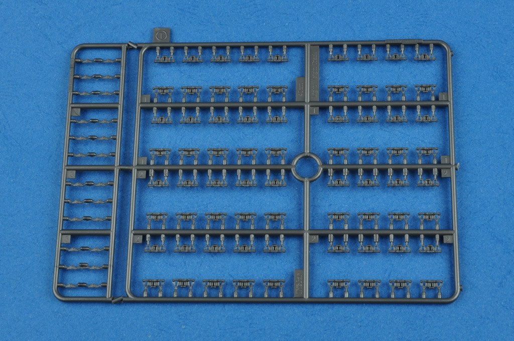 Hobby Boss 80133 German PANZER IV / 70 (A) Sd. Kfz.162/1 – Bild 4