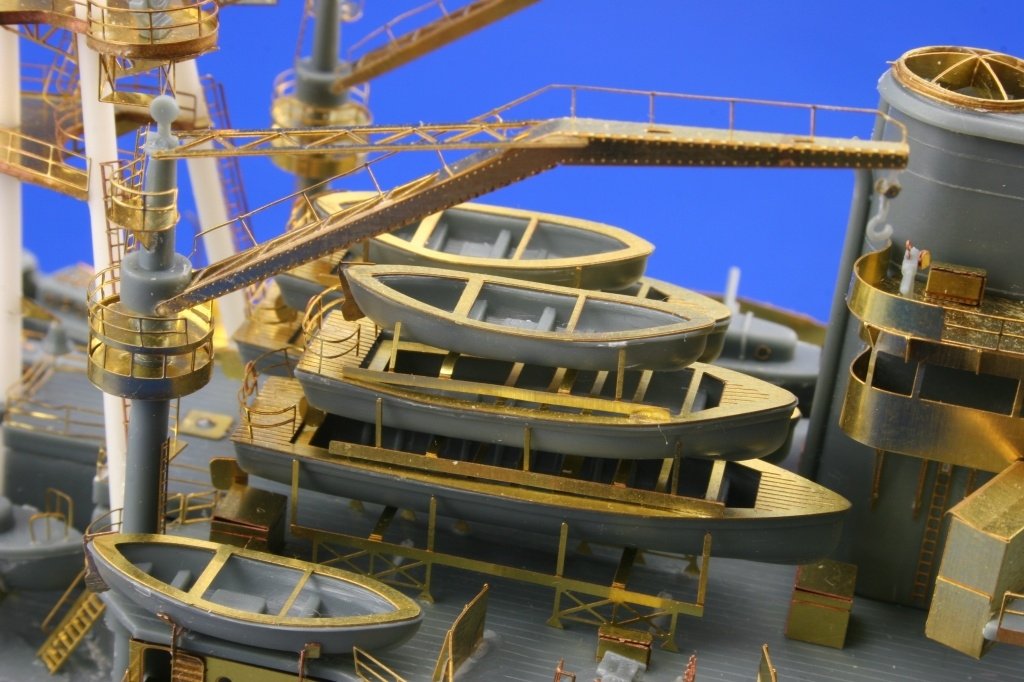 Eduard 53016 USS Arizona MINI HOBBY MODEL 1/350 – imagen 10