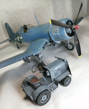 Thunder Model 32001 US Tug Clarktor-6 Mill-33 The heavy duty airfield tractor 1/32 – imagen 5