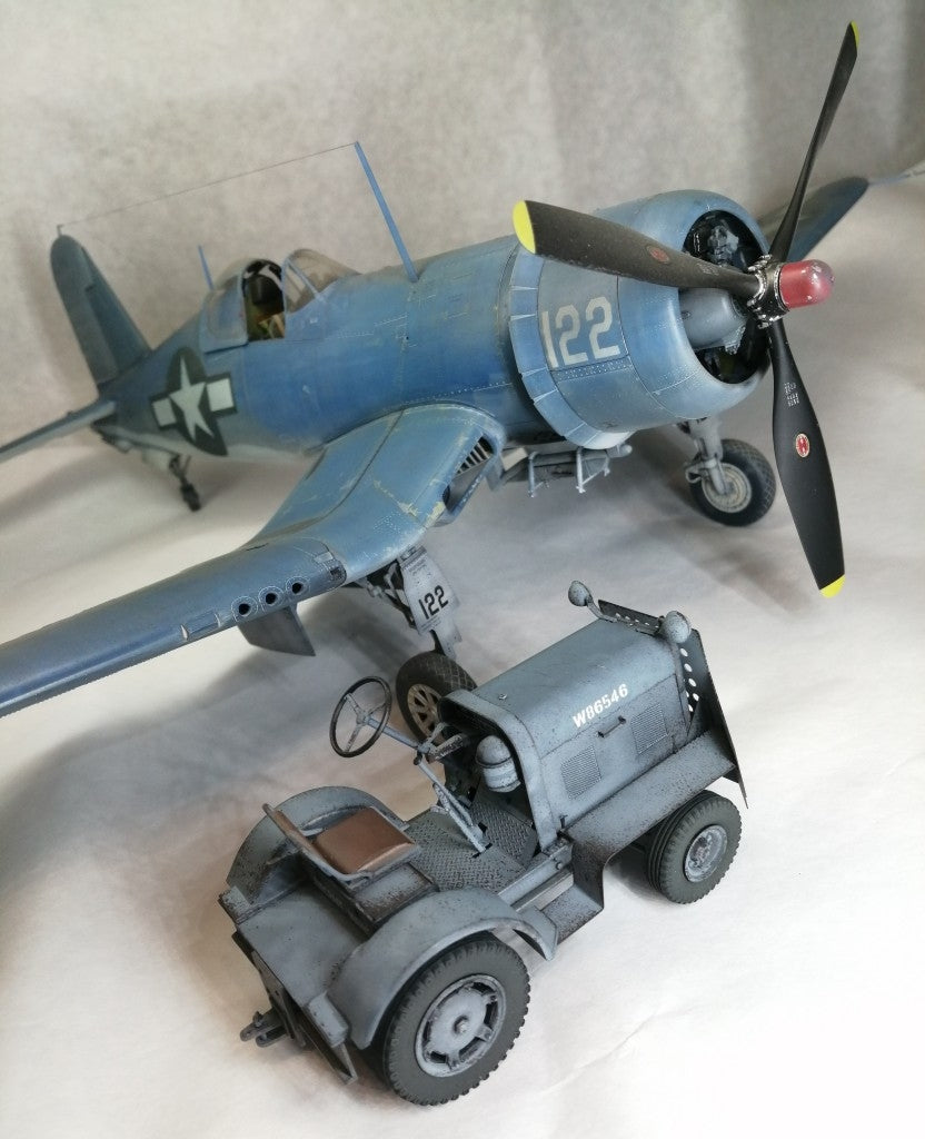 Thunder Model 32001 US Tug Clarktor-6 Mill-33 The heavy duty airfield tractor 1/32 – imagen 5