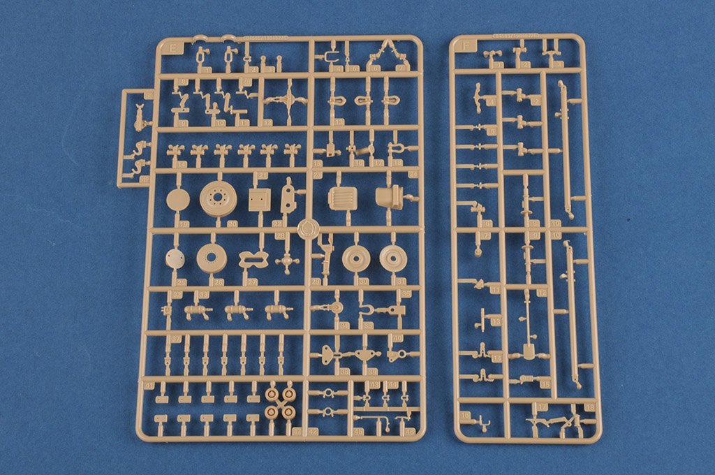 Hobby Boss 84565 Modern German BPz3 &amp;quot;Buffalo&amp;quot; armored rescue vehicle 1/35 – obrázek 10