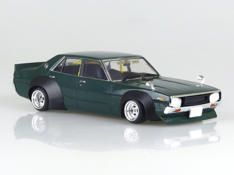 Aoshima 05127 LB WALKS KEN&amp;amp;MARY 4DR 2015 VER 1/24 – obrázek 5