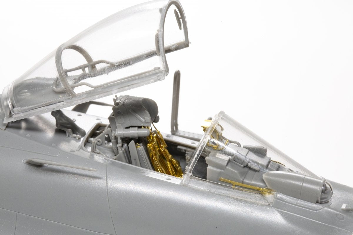 MiniBase 8001 SU-33 Flanker-D 1/48 – Bild 30