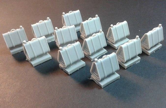 Panzer Art RE35-439 WWII German triangular canisters (12pcs) 1/35 – immagine 2