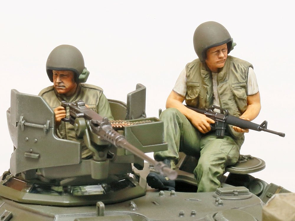 Tamiya 35365 US Airborne Tank M551 Sheridan (Vietnam War) 1/35 – image 6
