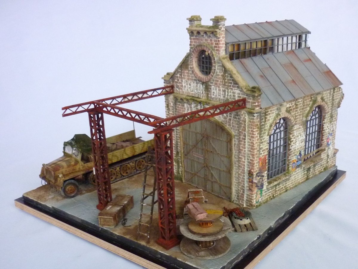 RT-Diorama 35292 Diorama-Base: &amp;quot;Railroad Shed&amp;quot; 1/35 – image 7