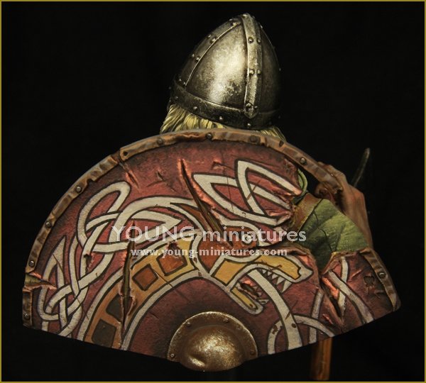Young Miniatures YH1841 VIKING Warrior 1/10 – imagen 4