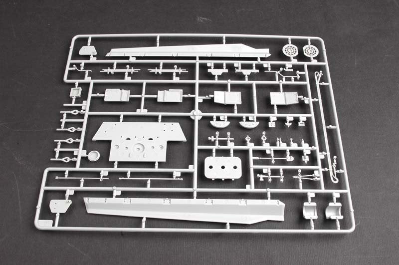 Trumpeter 01537 German E-50 Flakpanzer 1/35 – image 4