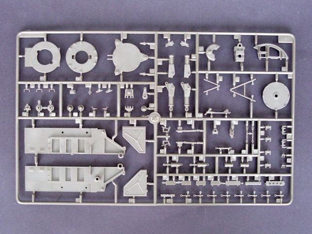 Trumpeter 00206 Guideline Missile on Launcher 1/35 – image 4