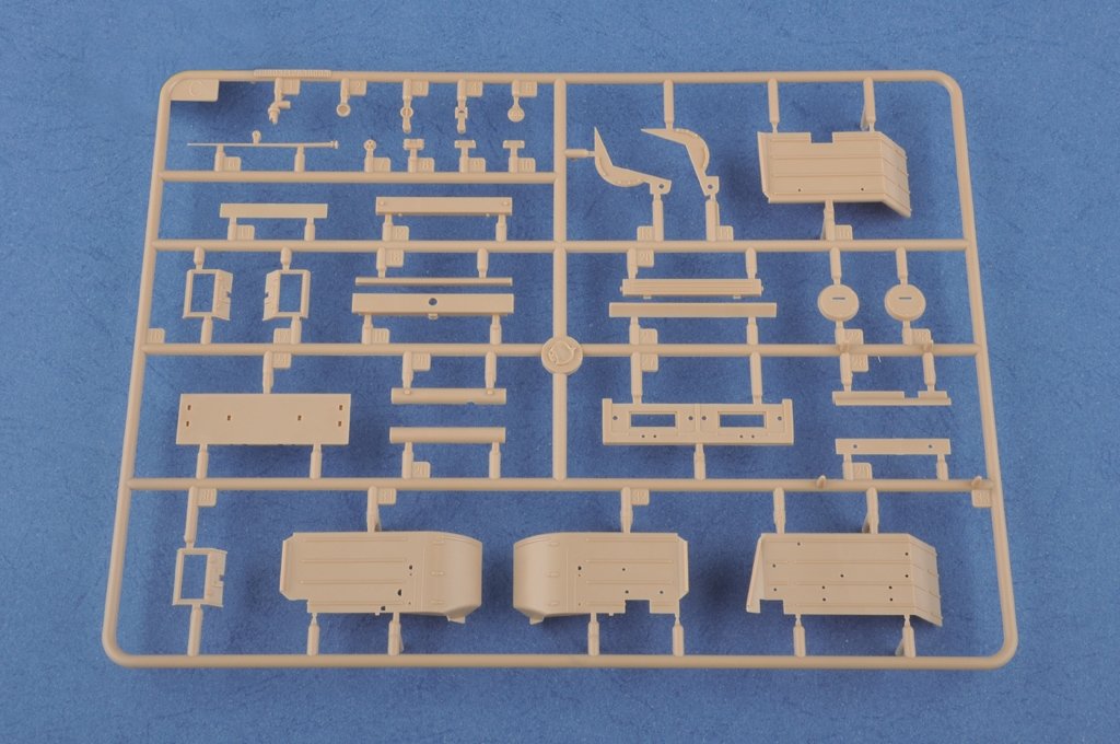 Hobby Boss 83803 German Pzkpfw.II Ausf.J VK16.01 1/35 – image 8