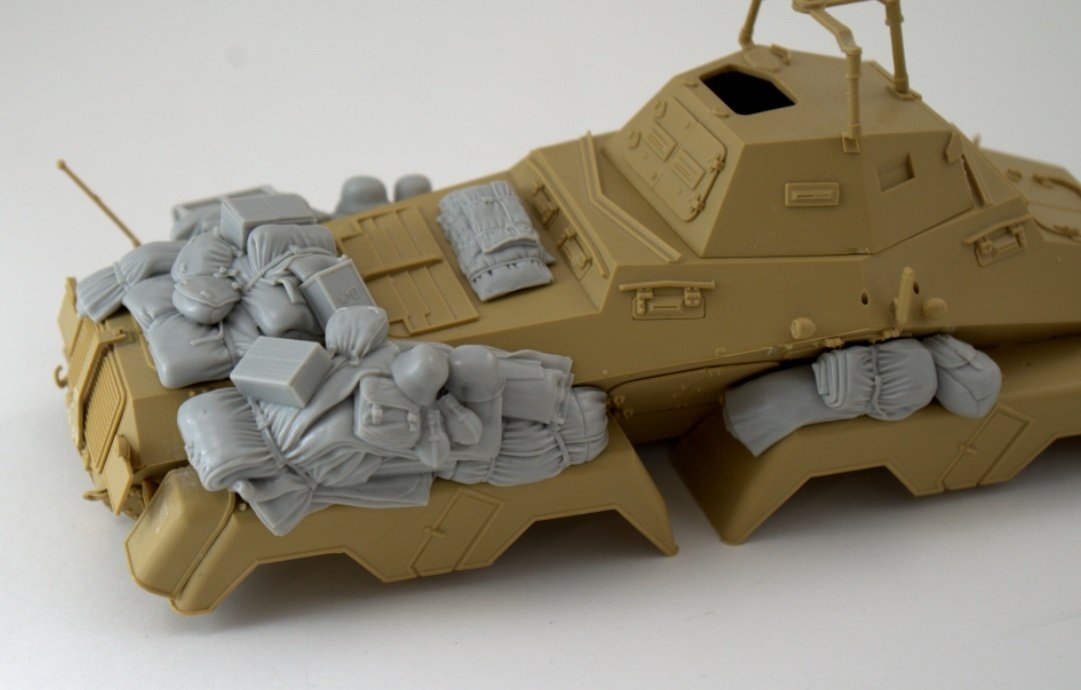 Panzer Art RE35-596 Stowage set for Sd.Kfz 231/232 1/35 – image 5