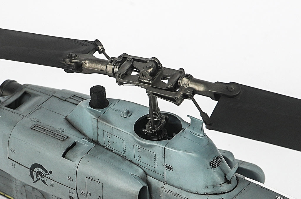 Trumpeter 05116 AH-1W Super Cobra 1/35 – image 10