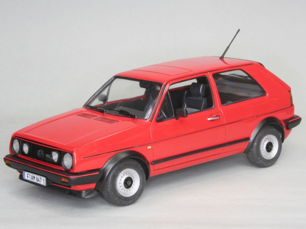 Revell 07005 VW Golf GTI 1/24 – Bild 3