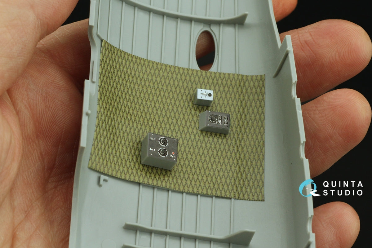 Quinta Studio QD32212 Quilting cover for US airplane cockpit. 3D-Printed colored Interior on decal paper (All kits) 1/32 – obrázek 5