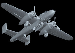 HK Models 01E036 B-25J Mitchell Strafing Babes 1/32 – image 5