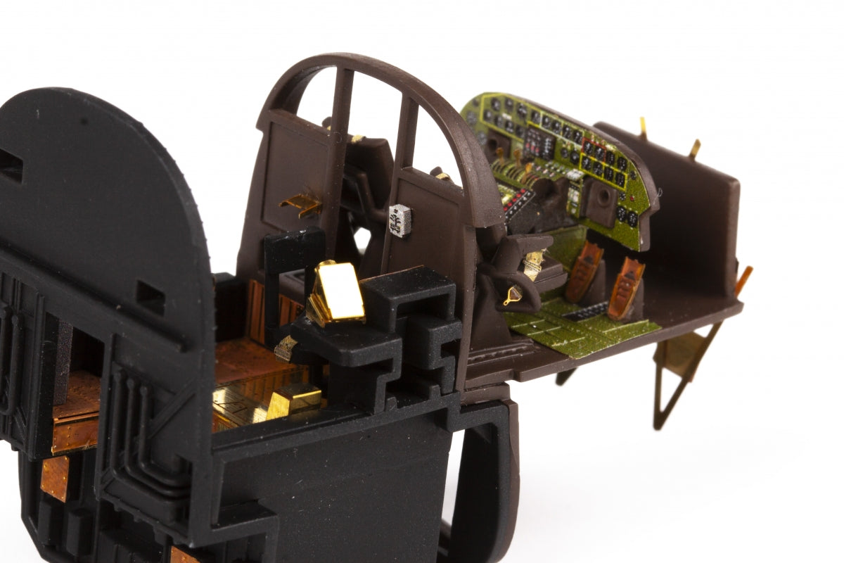 Eduard 73829 B-24H cockpit engines AIRFIX 1/72 – obrázek 7