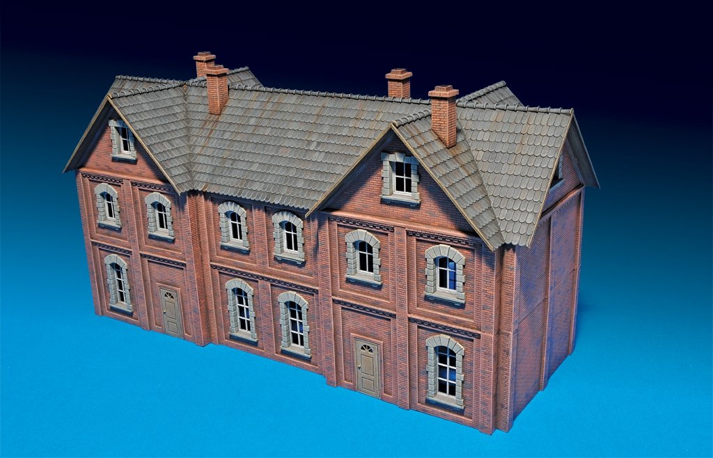 MiniArt 72030 CITY HOUSE 1/72 – image 4