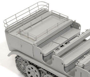 Dragon 6545 Sd.Kfz.7 8t Half-Track Early Production w/Crew 1/35 – image 10