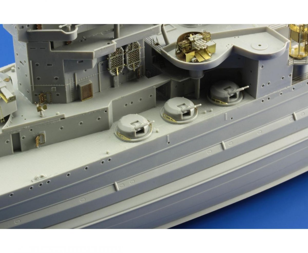 Eduard 53149 HMS Queen Elizabeth 1943 pt 5 - deck &amp;amp; main batteries TRUMPETER 1/350 – imagen 8
