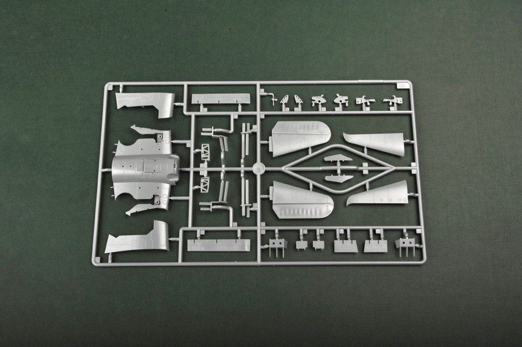Hobby Boss 80361 British Fleet Air Arm Hellcat Mk.II 1/48 – image 3