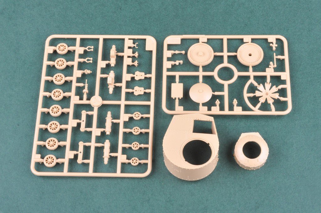 Hobby Boss 82493 Soviet T-24 Medium Tank 1/35 – Bild 8