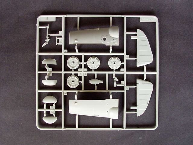 Trumpeter 02408 Messerschmitt Bf109 G-6 late version 1/24 – Bild 9