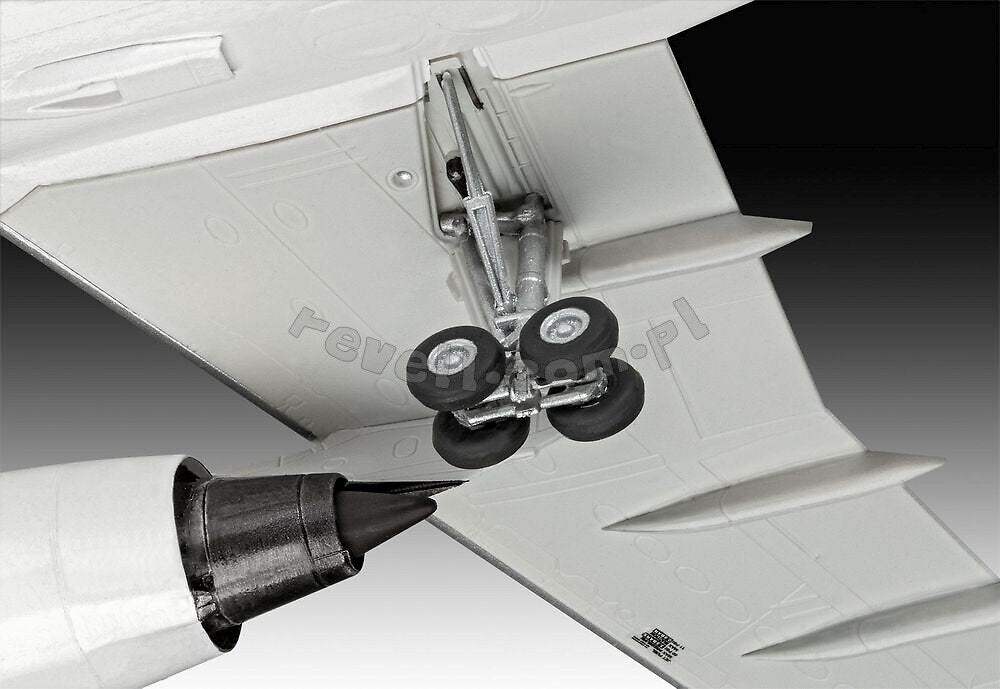 Revell 03817 Airbus A300-600ST Beluga 1/144 – immagine 5