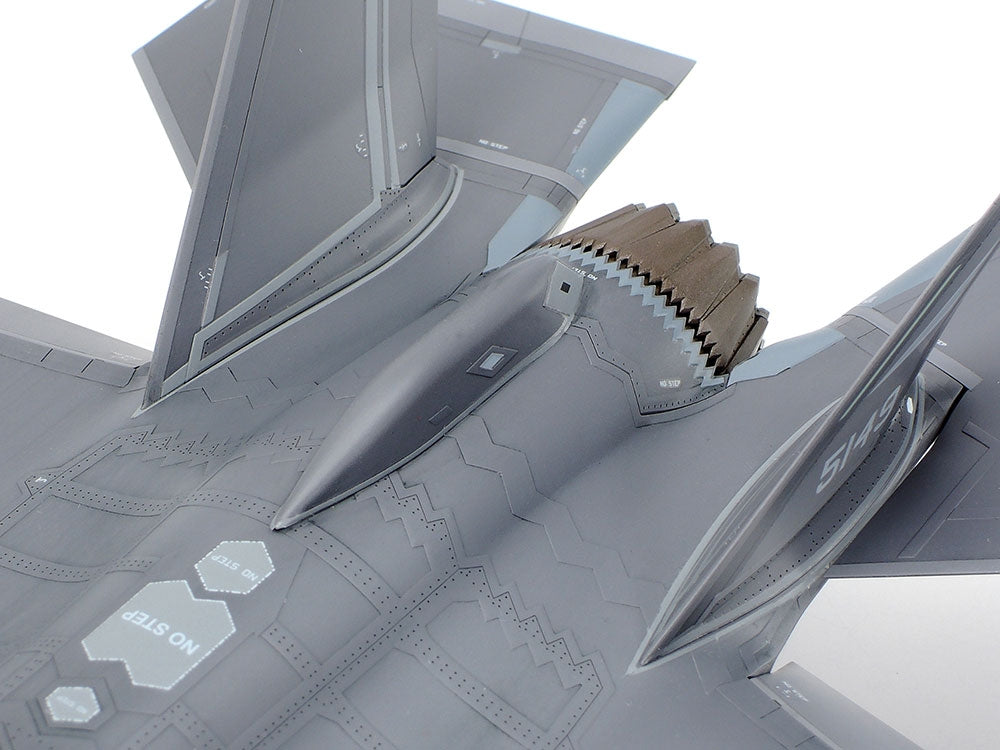 Tamiya 61124 Lockheed Martin F-35A Lightning II 1/48 – obrázek 18