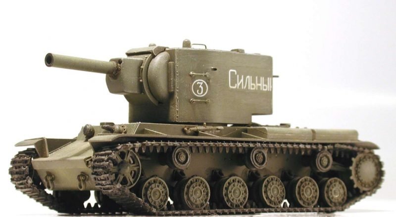 PST 72017 KV-2 Heavy Tank 1/72 – obrázek 3