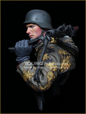 Young Miniatures YM1882 German Machine Gunner Eastern Front WWII 1/10 – image 3