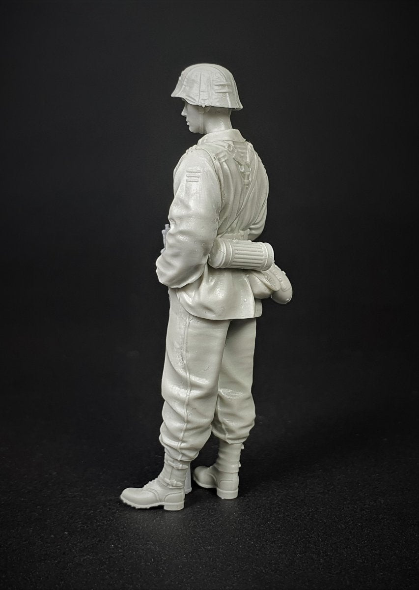 Panzer Art FI35-158 Hitlerjugend Grenadier Normandy no.2 1/35 – image 4