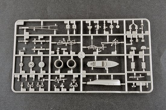 Trumpeter 03714 German Battleship Gneisenau 1/200 – zdjęcie 18