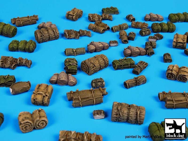 Black Dog T72057 Tentage plus bedrolls 3 accessories set 1/72 – obrázek 4