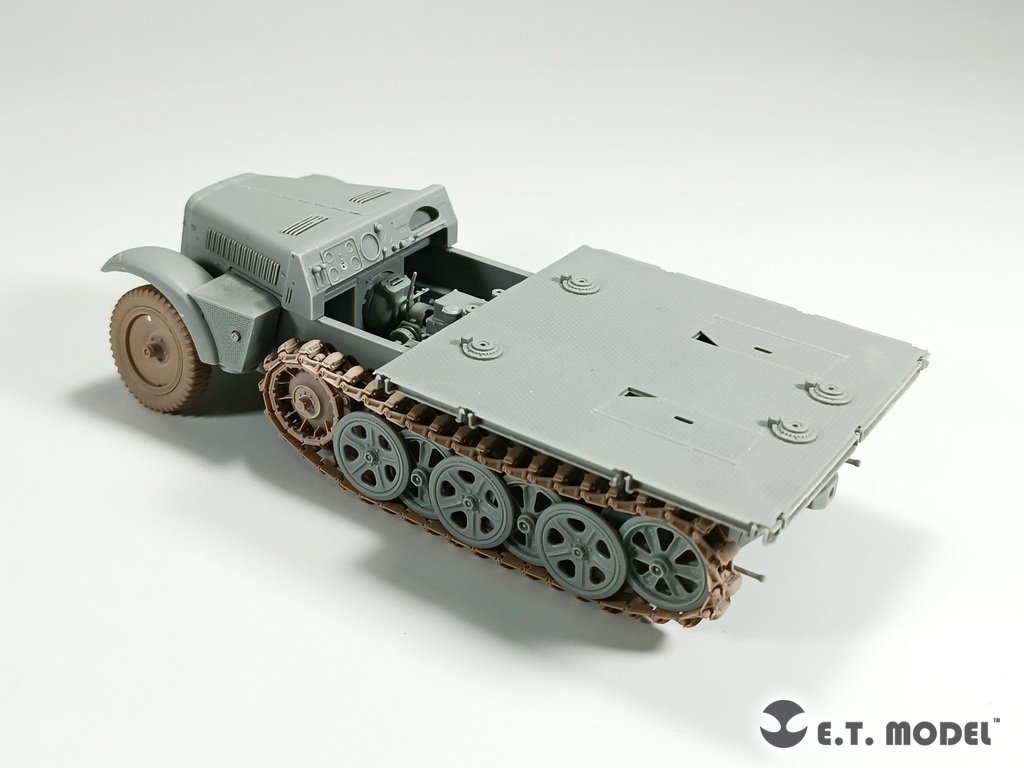 ET Model P35-124 WWII German Sd.kfz.250/Sd.kfz.10 Sagged Front Wheels for Dragon Kit 1/35 – image 8