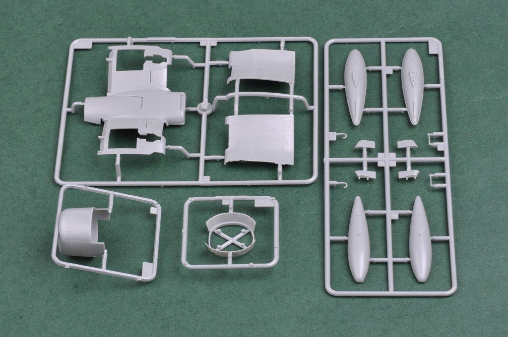 Hobby Boss 80387 F4U-4 Corsair Late version 1/48 – image 4