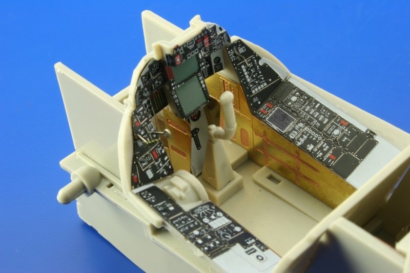 Eduard 32529 F-14A interior 1/32 Tamiya – image 5